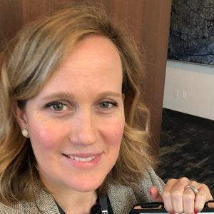 Meet your Posher, Julie